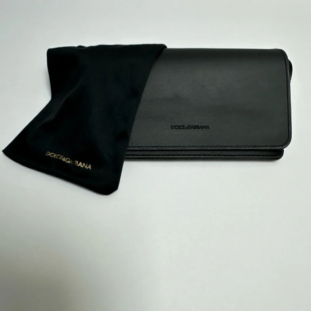 Dolce & Gabbana Black semi hard glass case and dust bag holder
